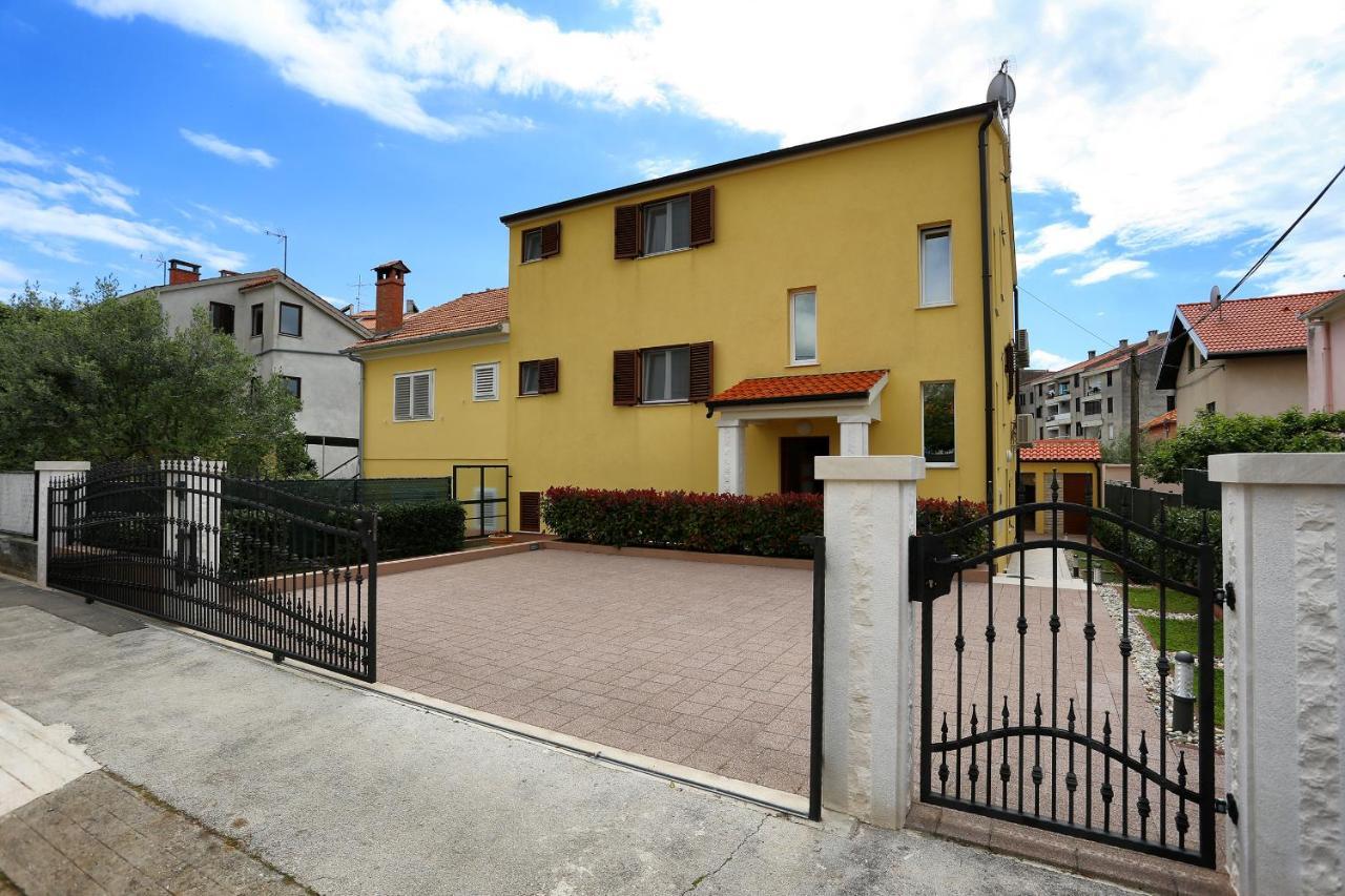 Apartments Ivana - Iva Zára Kültér fotó