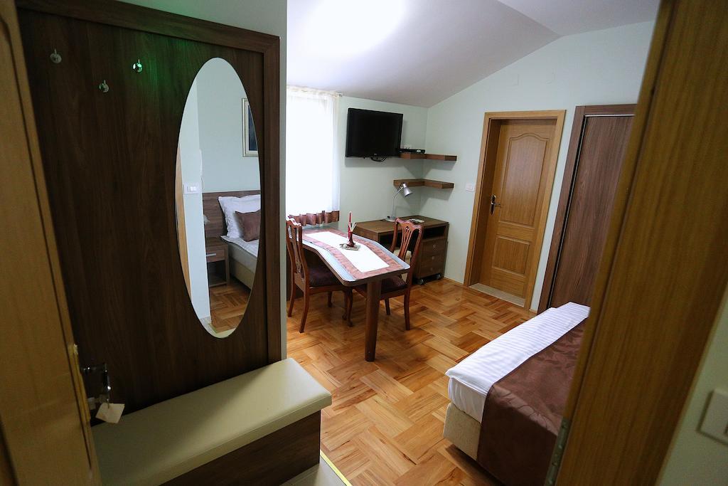 Apartments Ivana - Iva Zára Kültér fotó
